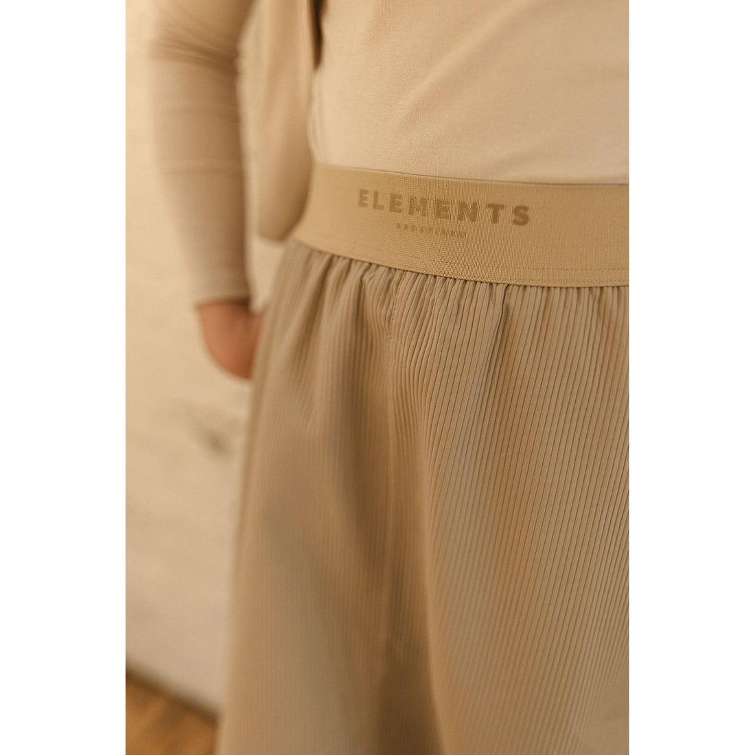 Elements Taupe Wash Ribbed Band Skirt