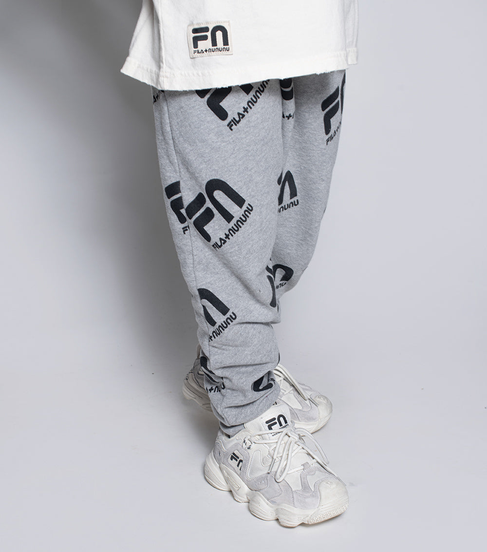 Fila baggy pants hotsell